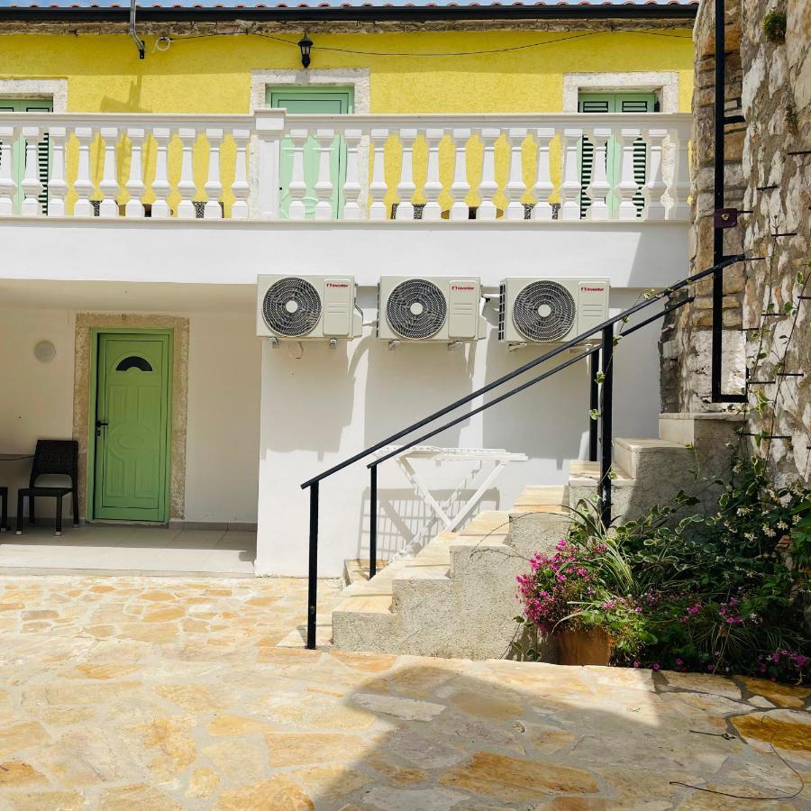 Mpolanos Guesthouse 히마레 외부 사진